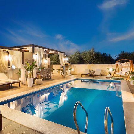 Villa Elisabeth View Gerani  Exterior foto